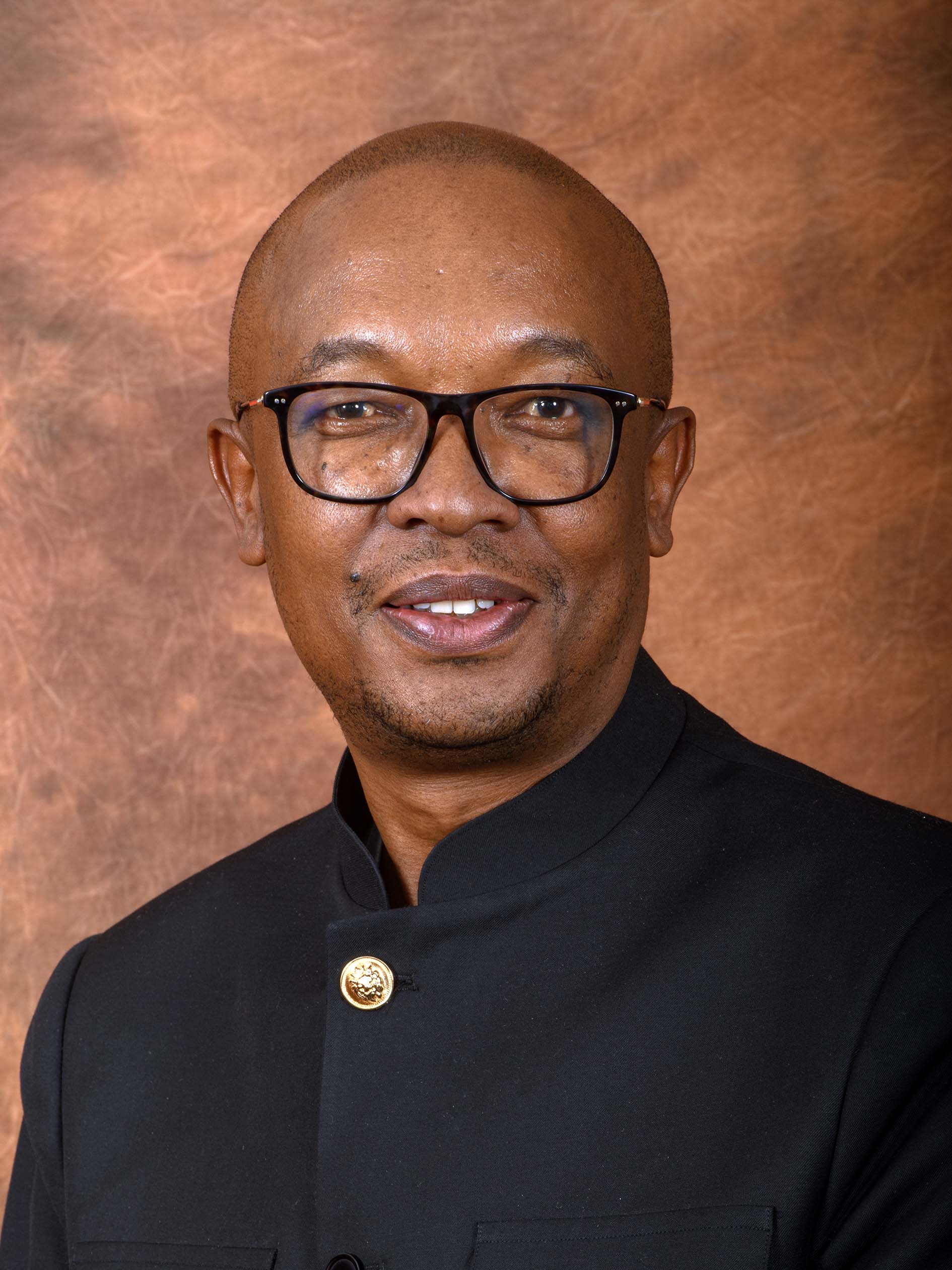 Minister official Picture The DTIC